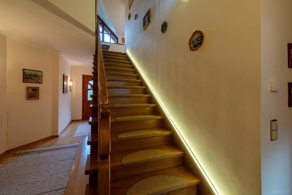 Luxus Alpenparadies Nahe Salzburg Sauna & Whirlpool アードネット エクステリア 写真